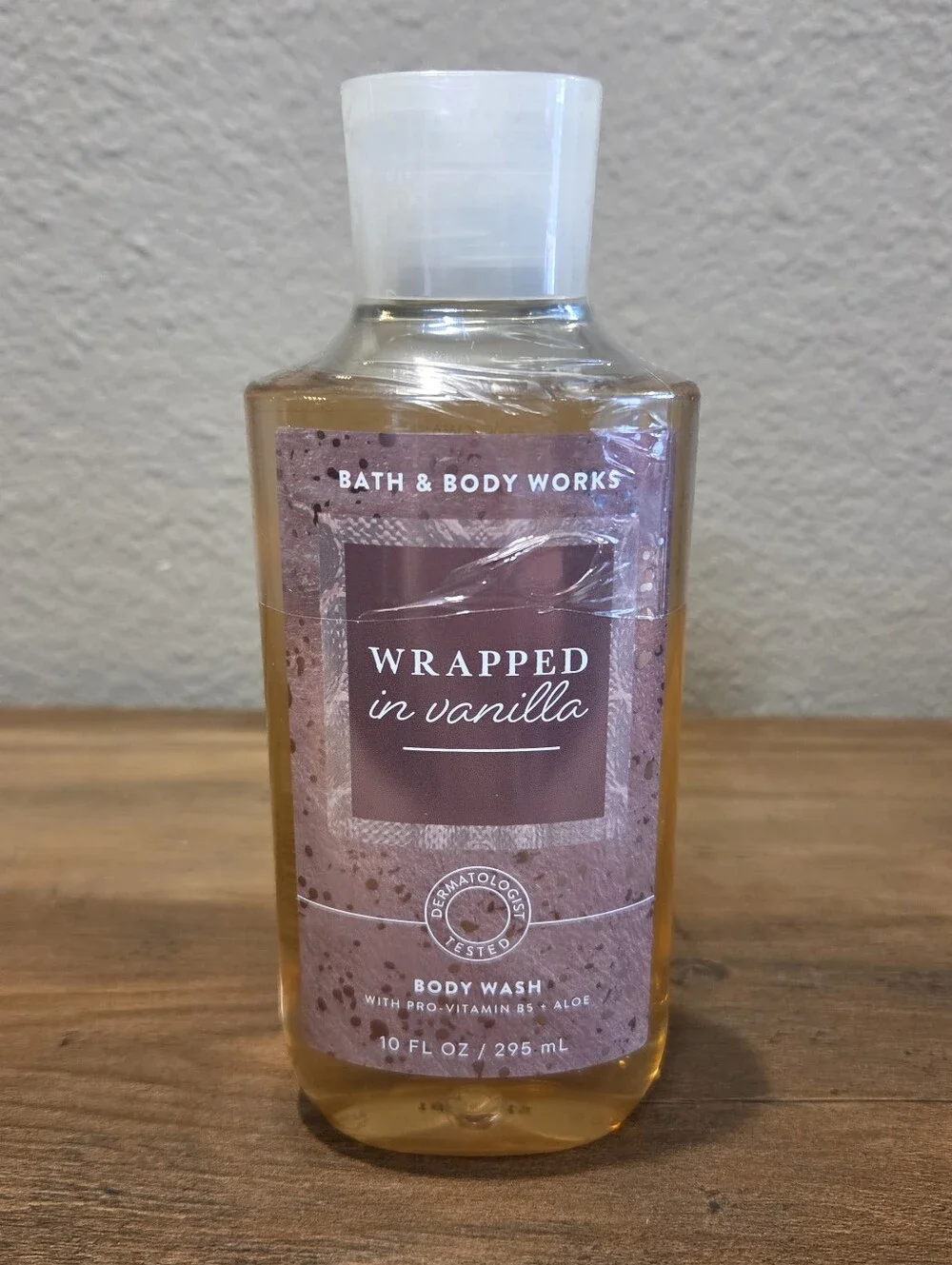 BBW Wrapped in Vanilla Body Wash- New